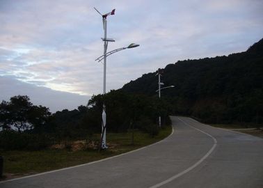 China Über Geschwindigkeitsregelung System-Haus patentierte Wind-Generator Blätter elektrisches Erzeugungshawt usine